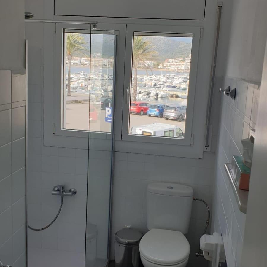Apartamento Port De Llanca , La Miranda Exterior foto