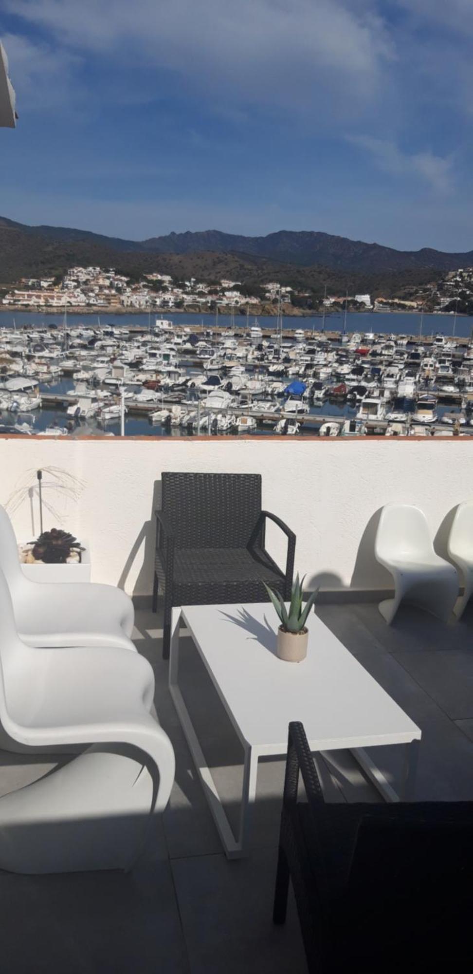 Apartamento Port De Llanca , La Miranda Exterior foto