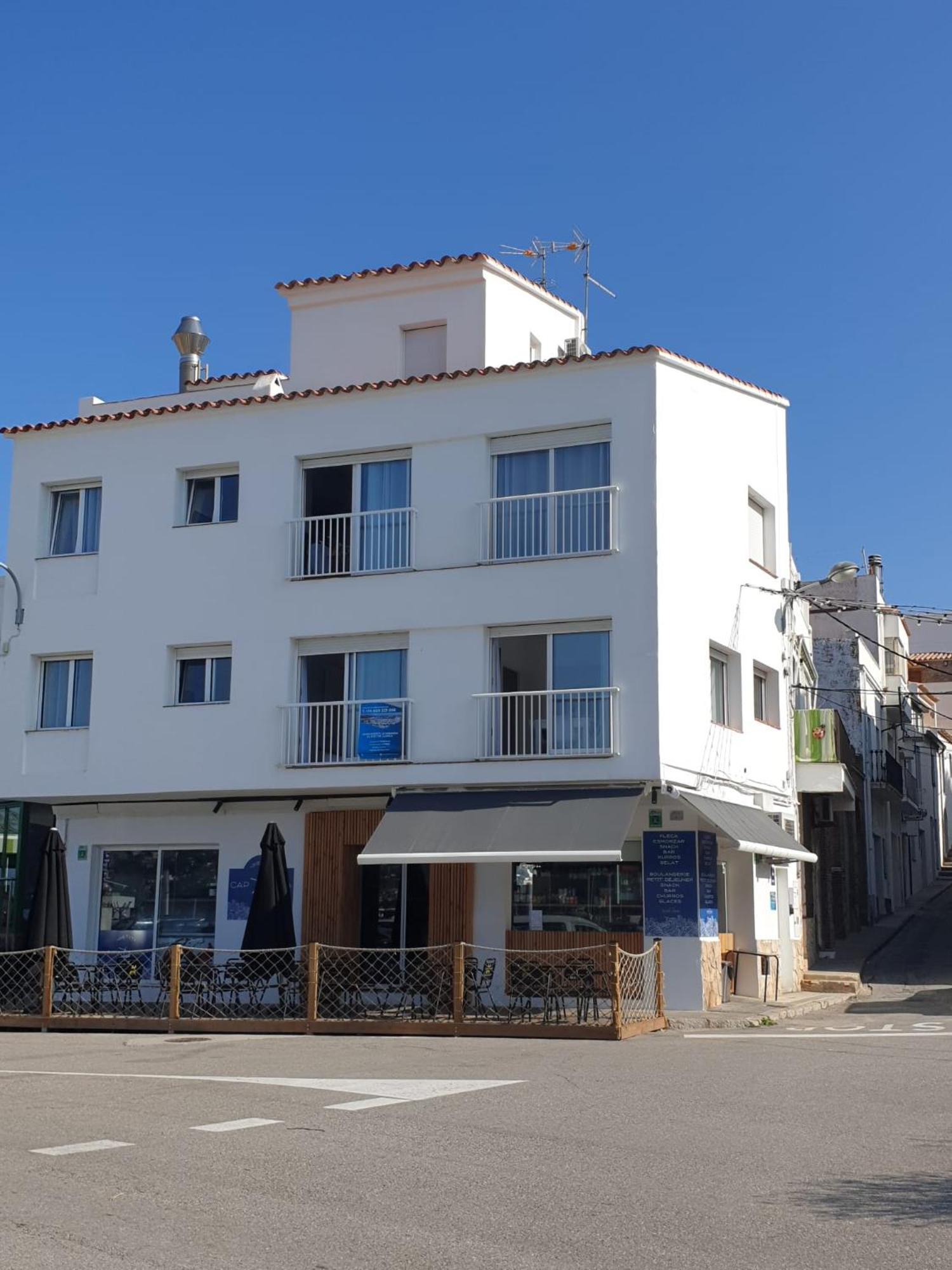 Apartamento Port De Llanca , La Miranda Exterior foto