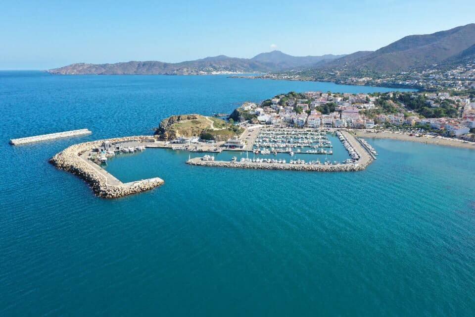 Apartamento Port De Llanca , La Miranda Exterior foto