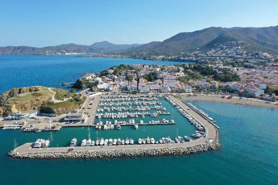 Apartamento Port De Llanca , La Miranda Exterior foto