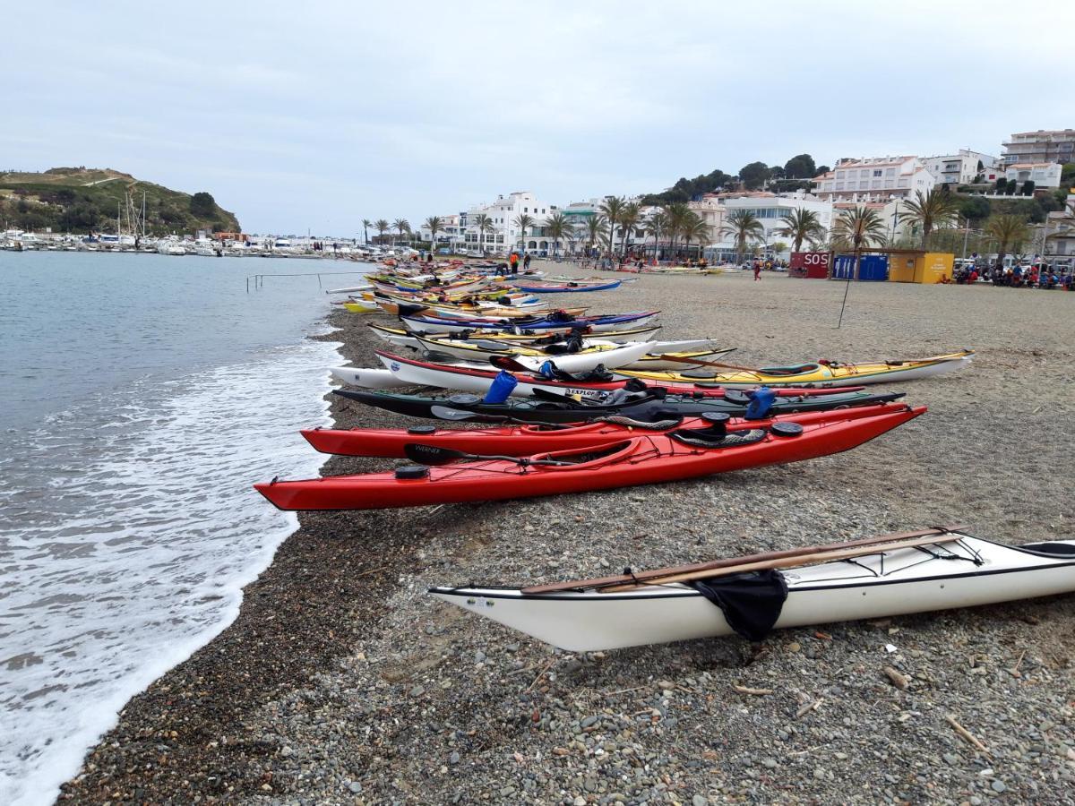 Apartamento Port De Llanca , La Miranda Exterior foto